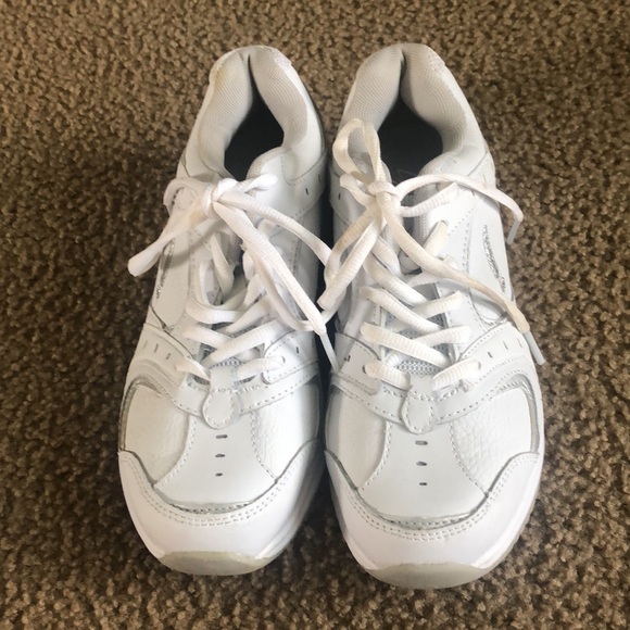 All white tennis shoes 😍 - Picture 2 of 6